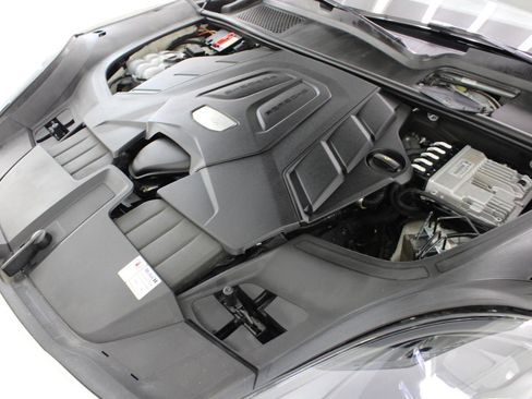 Used 2020 Porsche Cayenne AWD/4WD image 73
