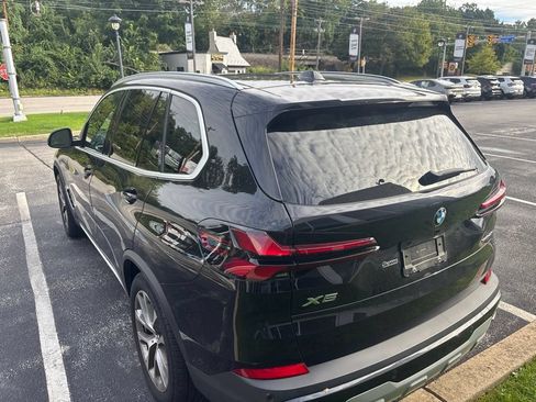 Used 2024 BMW X5 xDrive40i w/ Premium Package AWD/4WD image 13