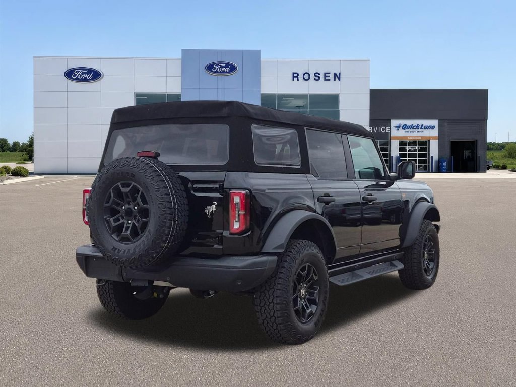 Certified 2026 Ford Bronco Badlands AWD/4WD image 3