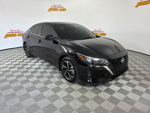 Certified 2025 Nissan Sentra SV w/ All-Weather Package FWD image 8