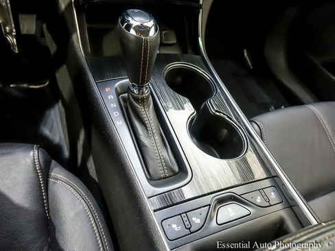 Used 2017 Chevrolet Impala LT w/ Leather Package image 16