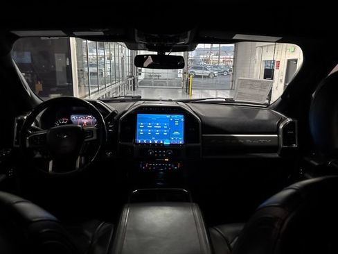 Used 2022 Ford F350 Platinum AWD/4WD image 35