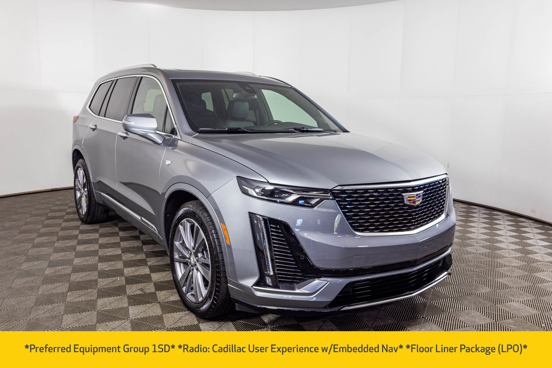 Used 2025 Cadillac XT6 Premium Luxury AWD/4WD image 15