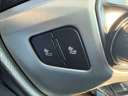 Used 2016 GMC Sierra 1500 SLE w/ SLE Value Package AWD/4WD image 25