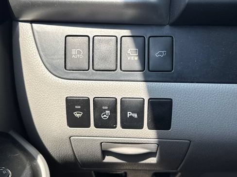 Used 2018 Toyota Highlander Limited Platinum AWD/4WD image 29