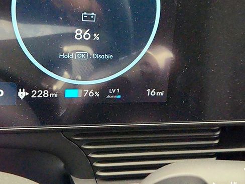 Used 2025 Hyundai Ioniq 5 SEL image 13