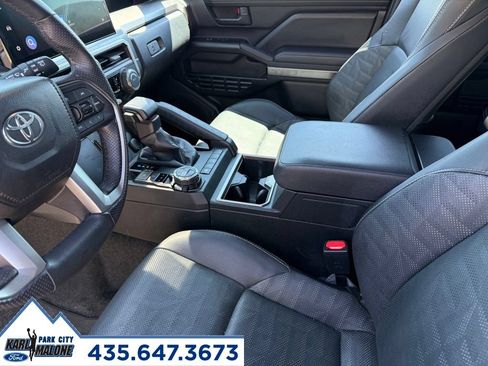 Used 2025 Toyota 4Runner TRD Off-Road Premium w/ Tow Technology Package AWD/4WD image 25