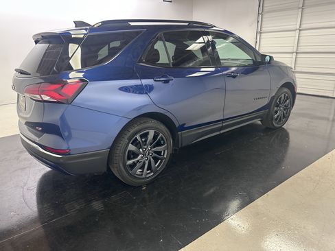 Used 2023 Chevrolet Equinox RS image 16