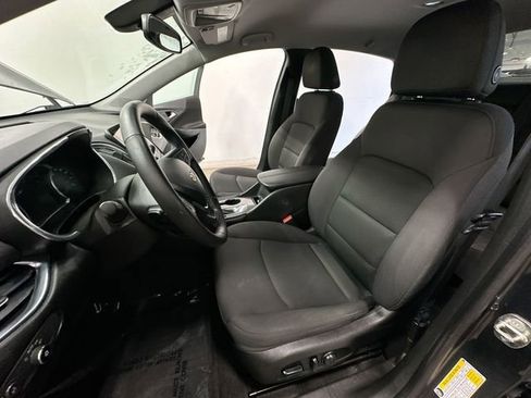 Used 2018 Chevrolet Malibu LT FWD image 16