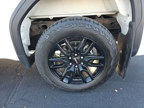 Used 2023 GMC Sierra 1500 Elevation image 73