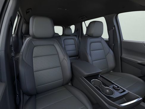 New 2026 Chevrolet Equinox LT w/ Convenience Package II FWD image 10