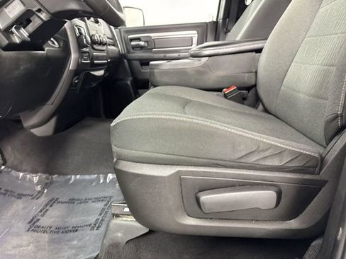 Used 2022 RAM 1500 Classic Warlock AWD/4WD image 19