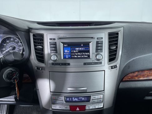 Used 2012 Subaru Legacy 3.6R Limited w/ Popular Pkg 2 image 17