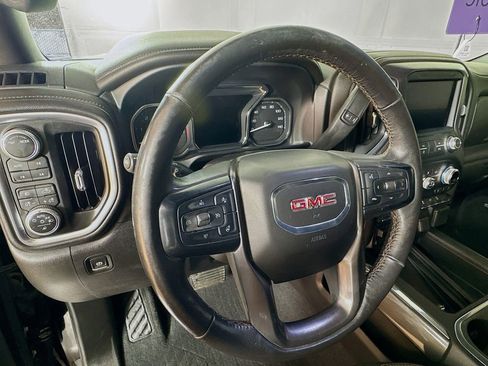 Used 2020 GMC Sierra 2500 AT4 w/ AT4 Premium Package image 11