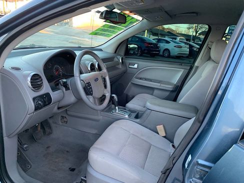 Used 2005 Ford Freestyle SEL image 12
