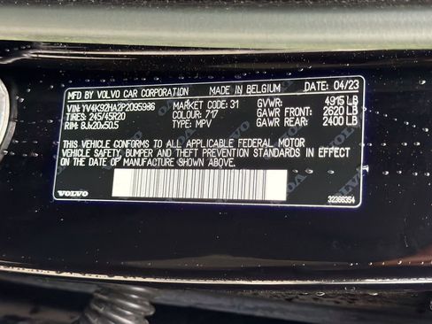 Used 2023 Volvo XC40 B4 Ultimate w/ Protection Package Premier FWD image 20