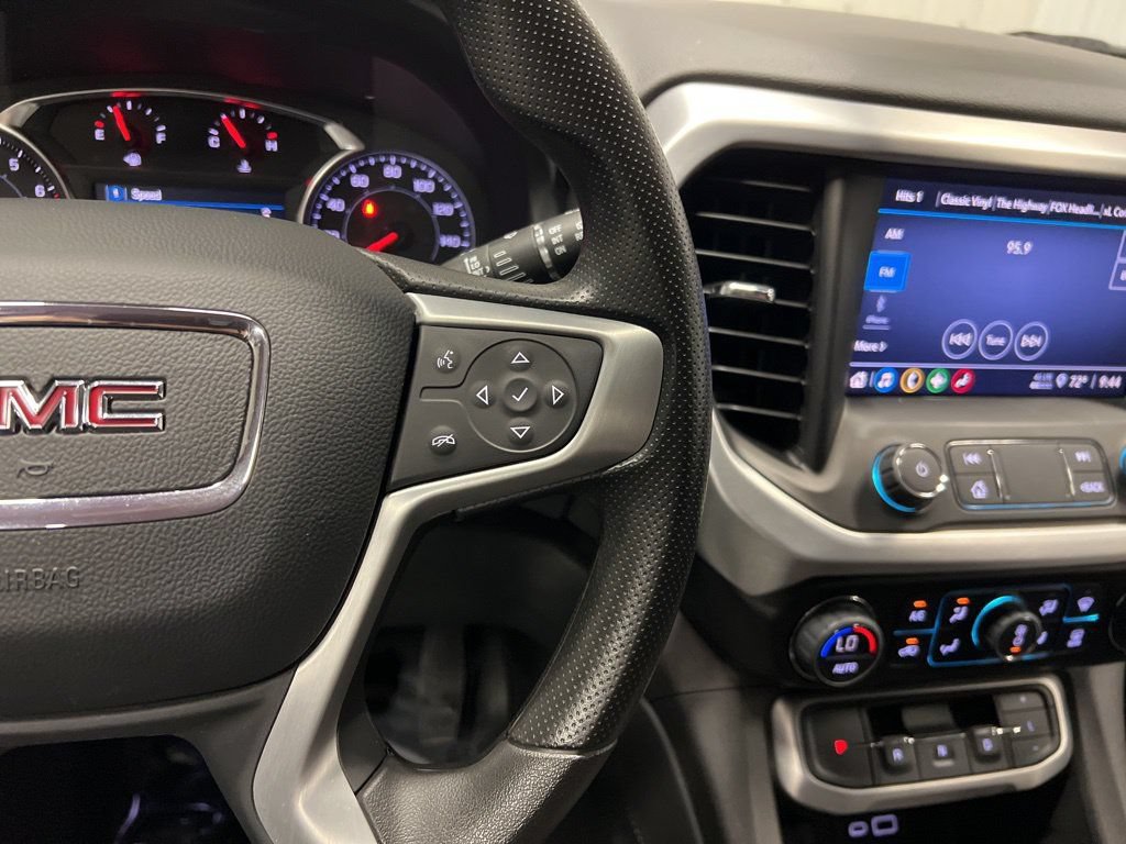 Certified 2023 GMC Acadia SLE w/ Driver Convenience Package AWD/4WD image 17