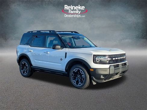 New 2025 Ford Bronco Sport Outer Banks image 3