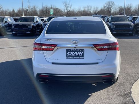 Used 2018 Toyota Avalon XLE image 6