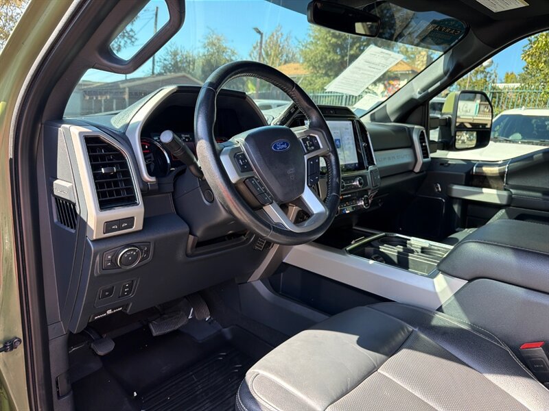 Used 2022 Ford F350 Lariat w/ Lariat Ultimate Package AWD/4WD image 16