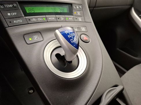 Used 2010 Toyota Prius Two image 12