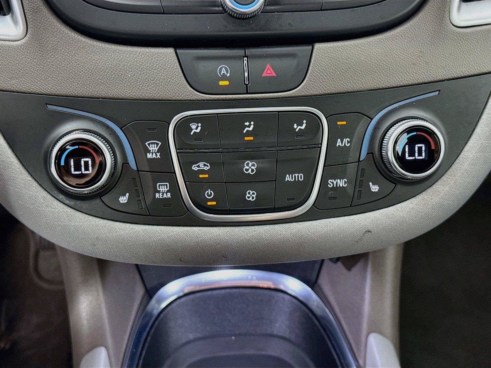 Used 2025 Chevrolet Malibu LT FWD image 18