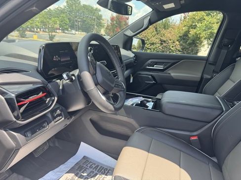 New 2026 Chevrolet Silverado EV Trail Boss image 8