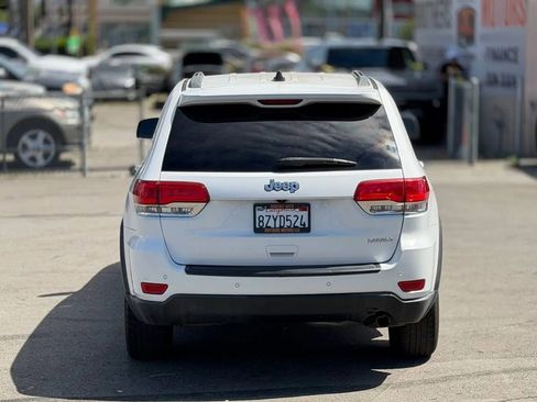 Used 2019 Jeep Grand Cherokee Laredo RWD image 13