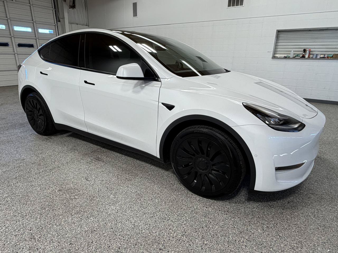 Used 2021 Tesla Model Y Long Range AWD/4WD image 4