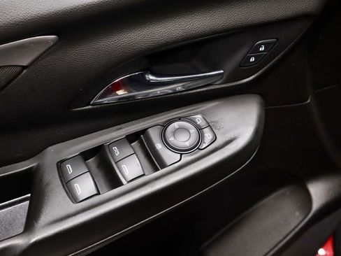 Used 2022 Chevrolet Bolt LT FWD image 23