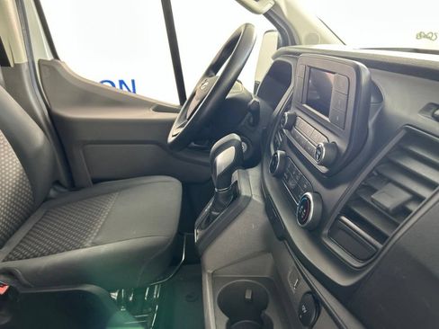 Used 2025 Ford Transit 250 Low Roof w/ Exterior Upgrade Package RWD image 21