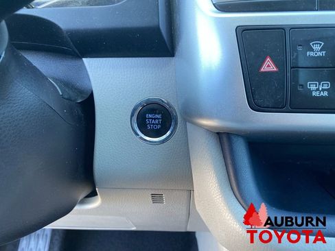 Used 2016 Toyota Highlander Limited Platinum AWD/4WD image 47