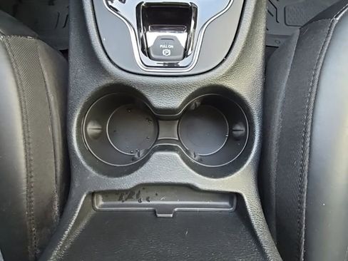 Used 2019 Jeep Cherokee Limited image 27