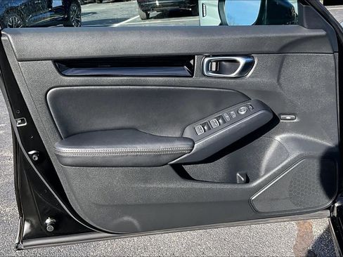Used 2025 Honda Civic Sport image 19