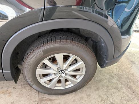 Used 2016 MAZDA CX-5 Touring w/ Bose/Moonroof Package FWD image 12