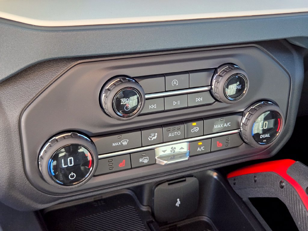 New 2026 Ford Bronco Heritage Edition AWD/4WD image 19