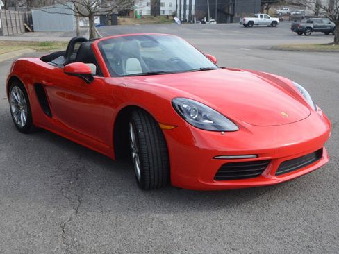 Used 2020 Porsche 718 Boxster image 6