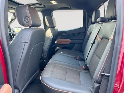 Used 2024 GMC Canyon AT4 w/ Technology Package AWD/4WD image 24