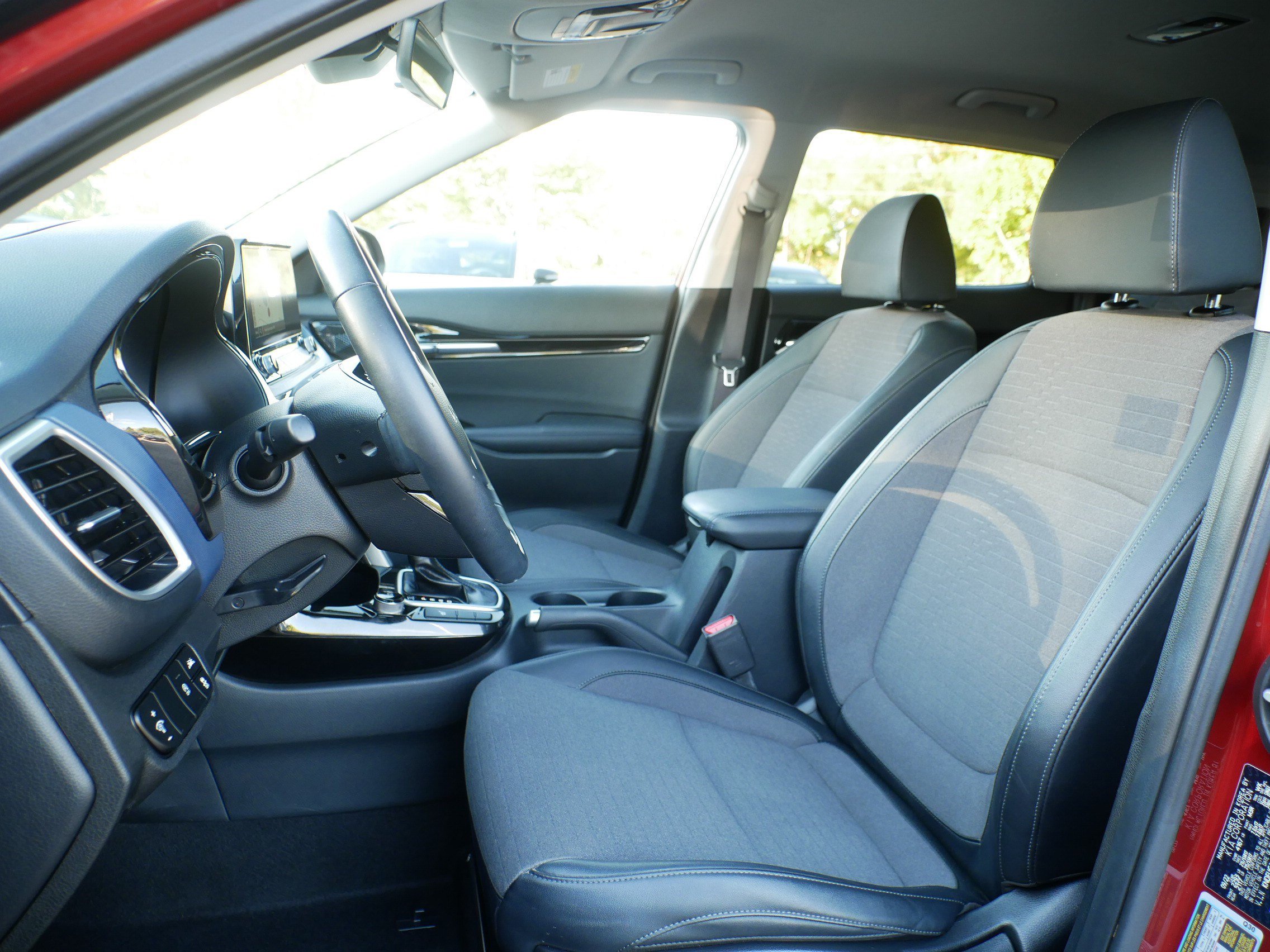 Certified 2023 Kia Seltos S w/ Navigation Package AWD/4WD image 30