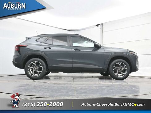 New 2026 Chevrolet Trax LT w/ LT Convenience Package image 22