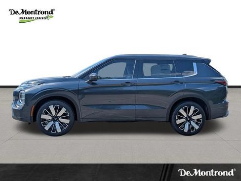 New 2026 Mitsubishi Outlander SEL FWD image 8