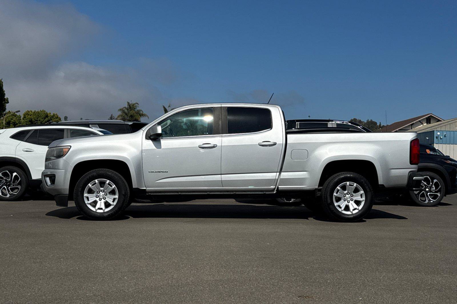 Used 2018 Chevrolet Colorado LT w/ LT Convenience Package RWD image 9