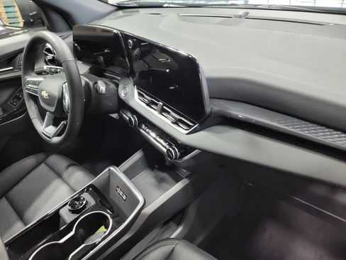 Certified 2026 Chevrolet Equinox LT w/ Convenience Package II AWD/4WD image 17