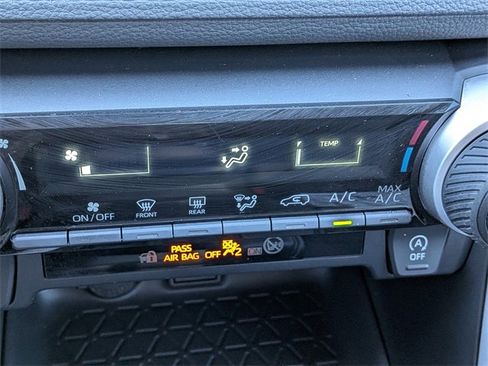 Used 2024 Toyota RAV4 LE image 29