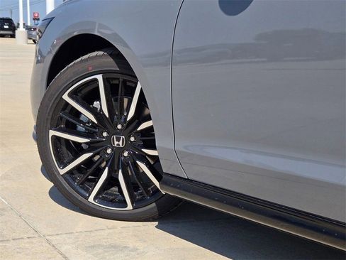 New 2025 Honda Accord Touring image 10