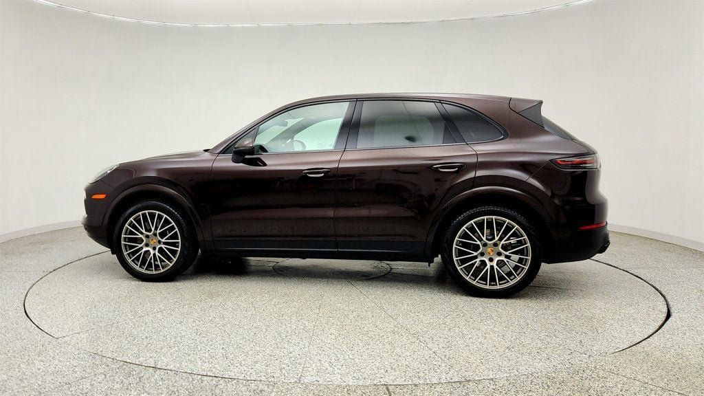 Used 2022 Porsche Cayenne Platinum Edition AWD/4WD image 8