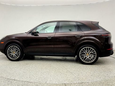 Used 2022 Porsche Cayenne Platinum Edition AWD/4WD image 8