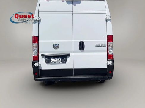 Used 2023 RAM ProMaster 3500 w/ Driver Convenience Group FWD image 4