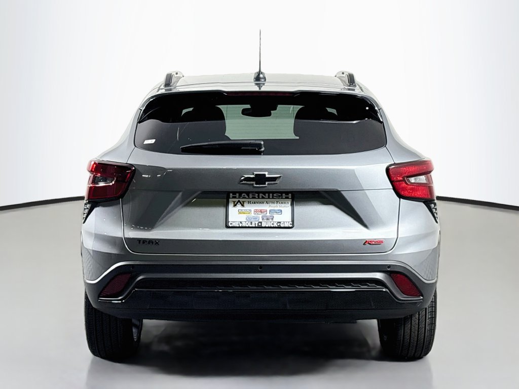 Certified 2026 Chevrolet Trax RS w/ Sunroof Package FWD image 6