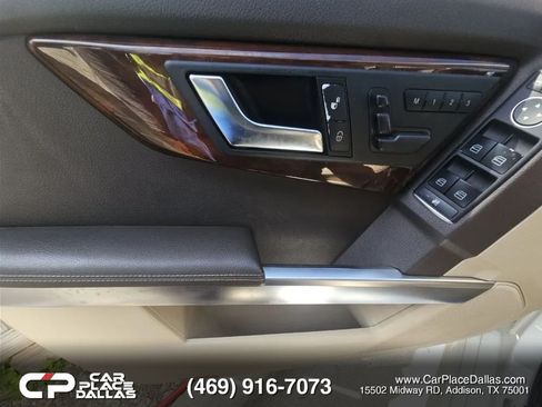 Used 2015 Mercedes-Benz GLK 350 2WD image 12